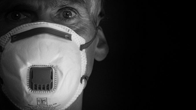 mask-4934337_1920-678x381